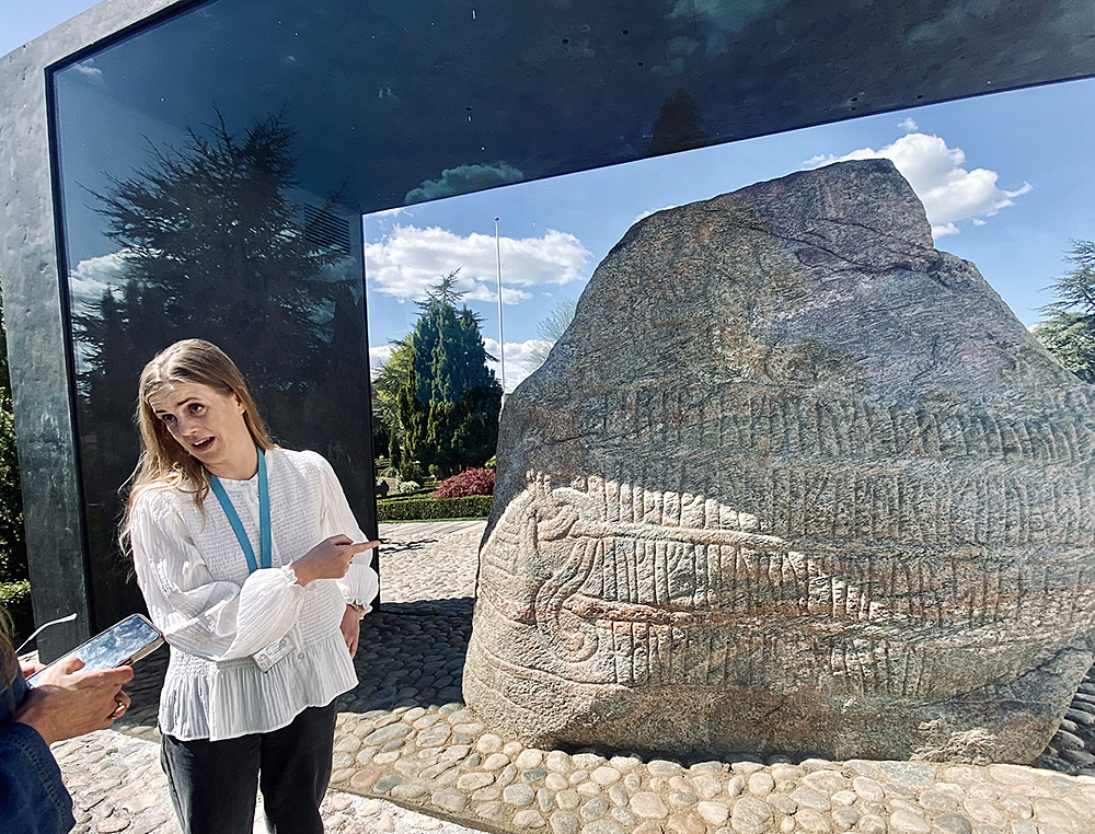 Jyllands hjerte runestein i Jelling